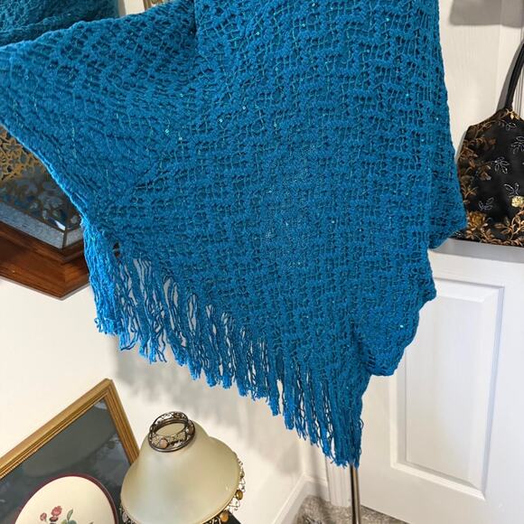 VTG Y2K Teal Blue & Green Threaded Sequin Whimsy Knit Poncho w Tassel Fringe OS - Picture 3 of 8